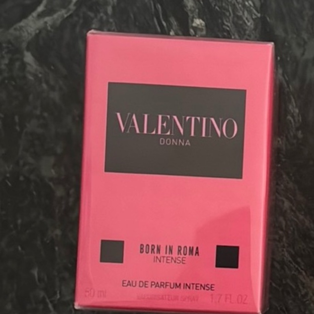 BORN IN ROMA INTENSE EAU DE PARFUM SPRAY 50ML New